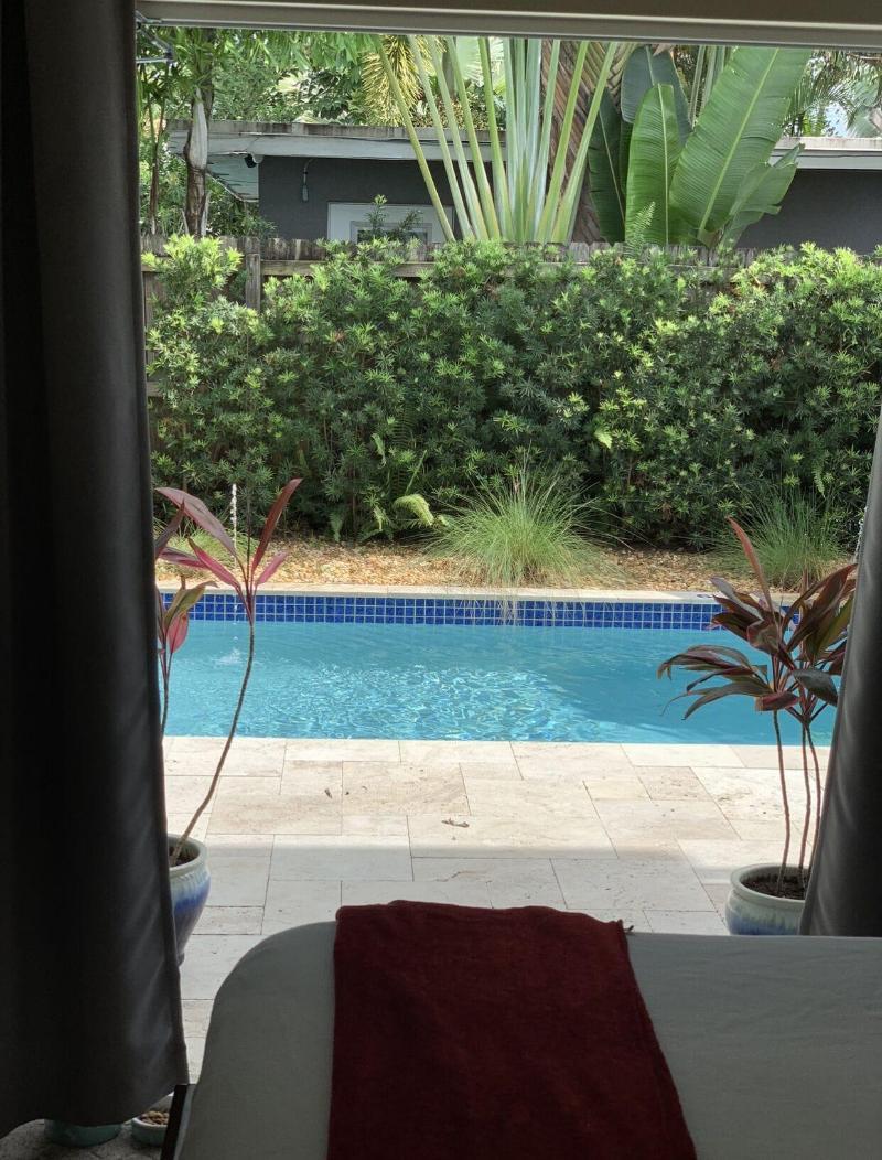 Inn On The Drive Wilton Manors Экстерьер фото